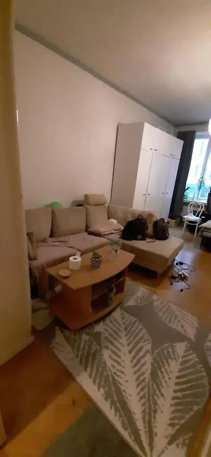 公寓 Private Room In Helsinki City Center